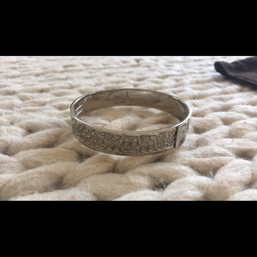 Coach silver bangle bracelet with pouch